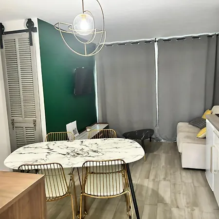 4 Pers , 100m De La Marina Baie Des Anges French Riviera Apartment