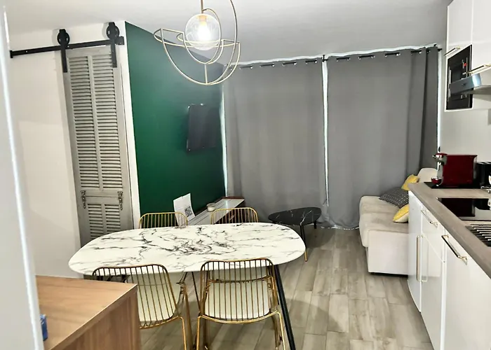 4 Pers , 100m De La Marina Baie Des Anges French Riviera Apartment